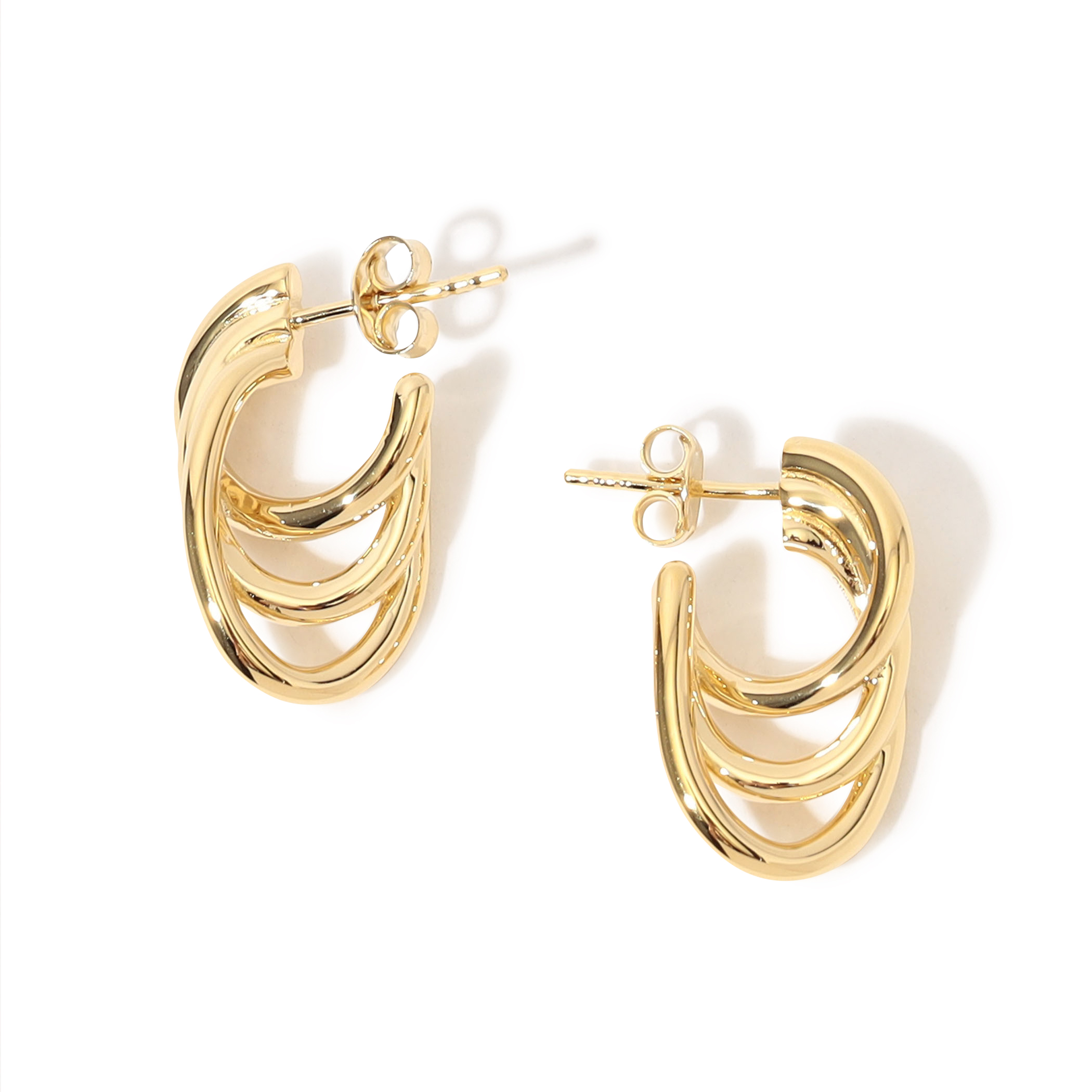 Otiumberg. Gathered Sonder Hoop ピアス
