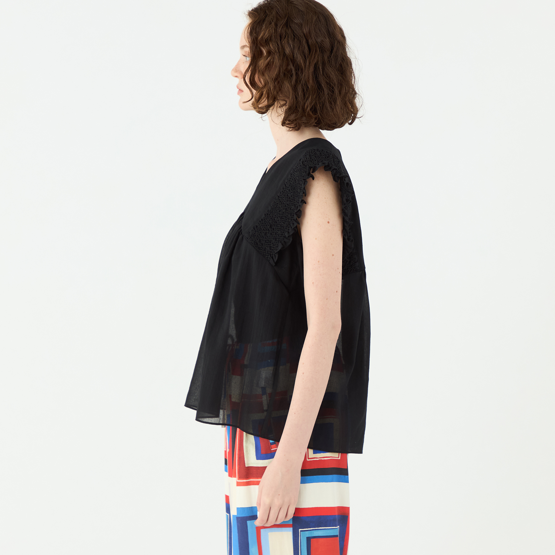 コットンクレープ Vネックブラウス｜トゥモローランド 公式通販