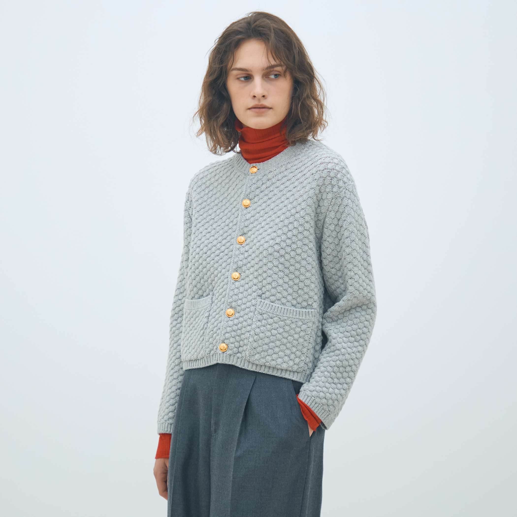 美品 トゥモローランド　ケーブルニット カーディガン ハンドニット ショートカーディガン｜トゥモローランド 公式通販