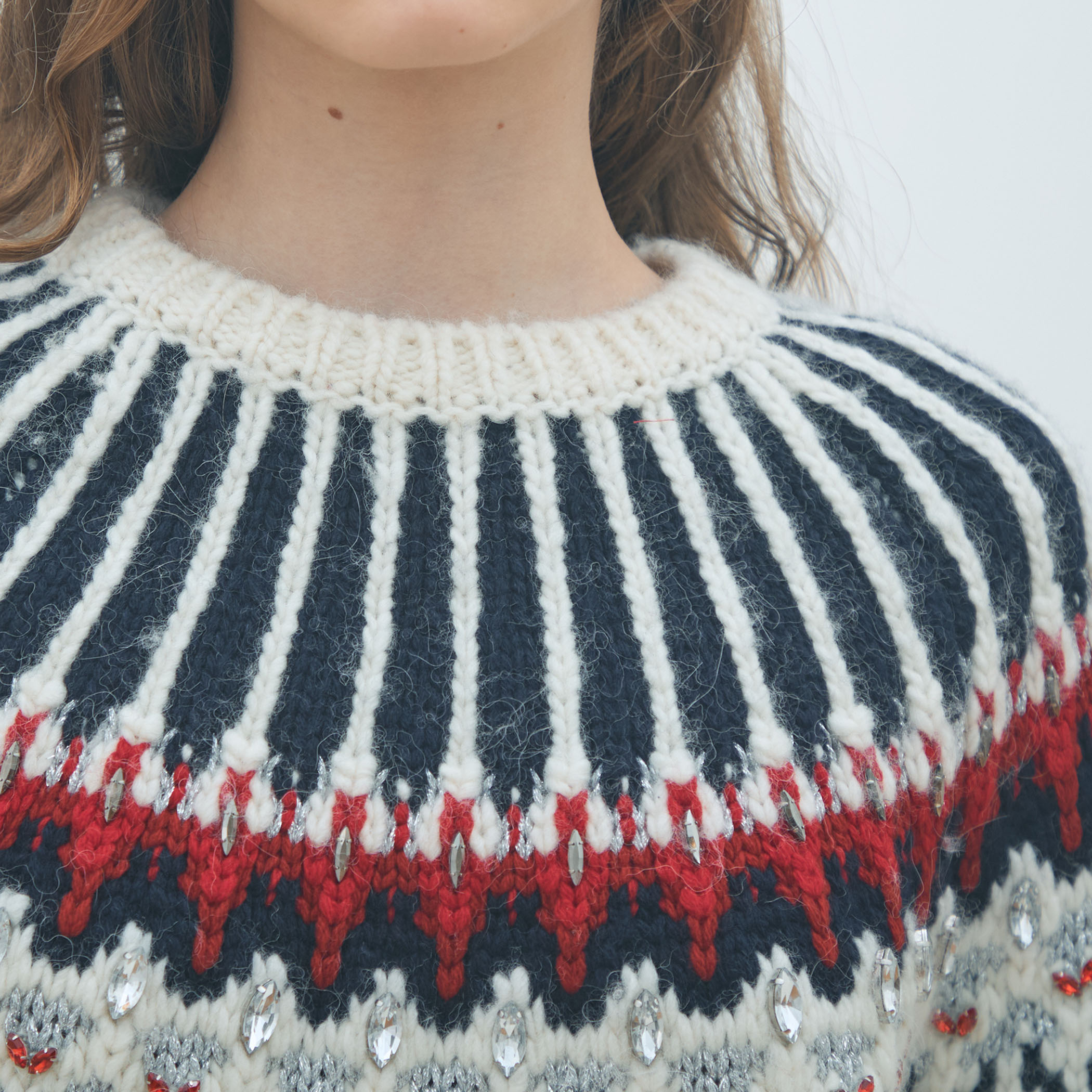 ビジュージャカード クルーネックプルオーバー｜トゥモローランド 公式通販