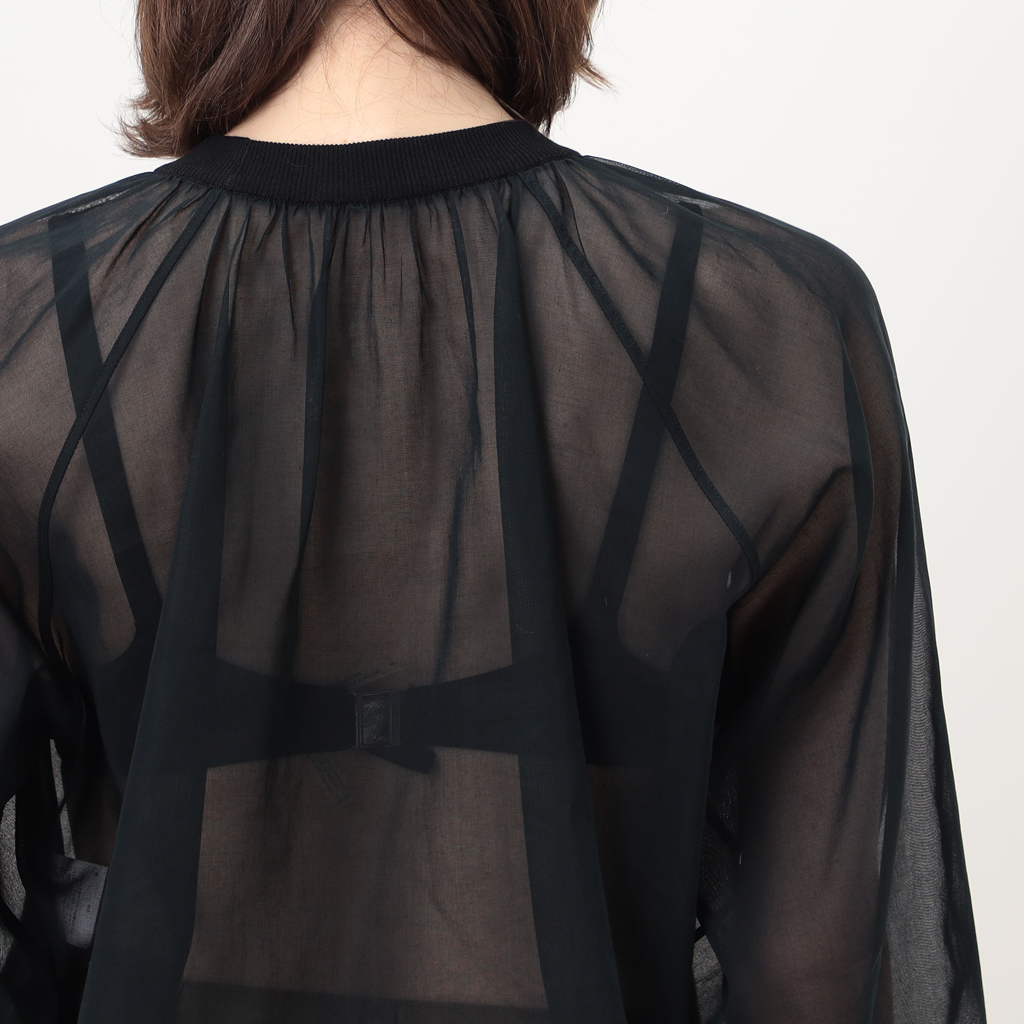 HYKE COTTON VOILE SHIRRED BLOUSE シアーブラウス｜トゥモローランド 