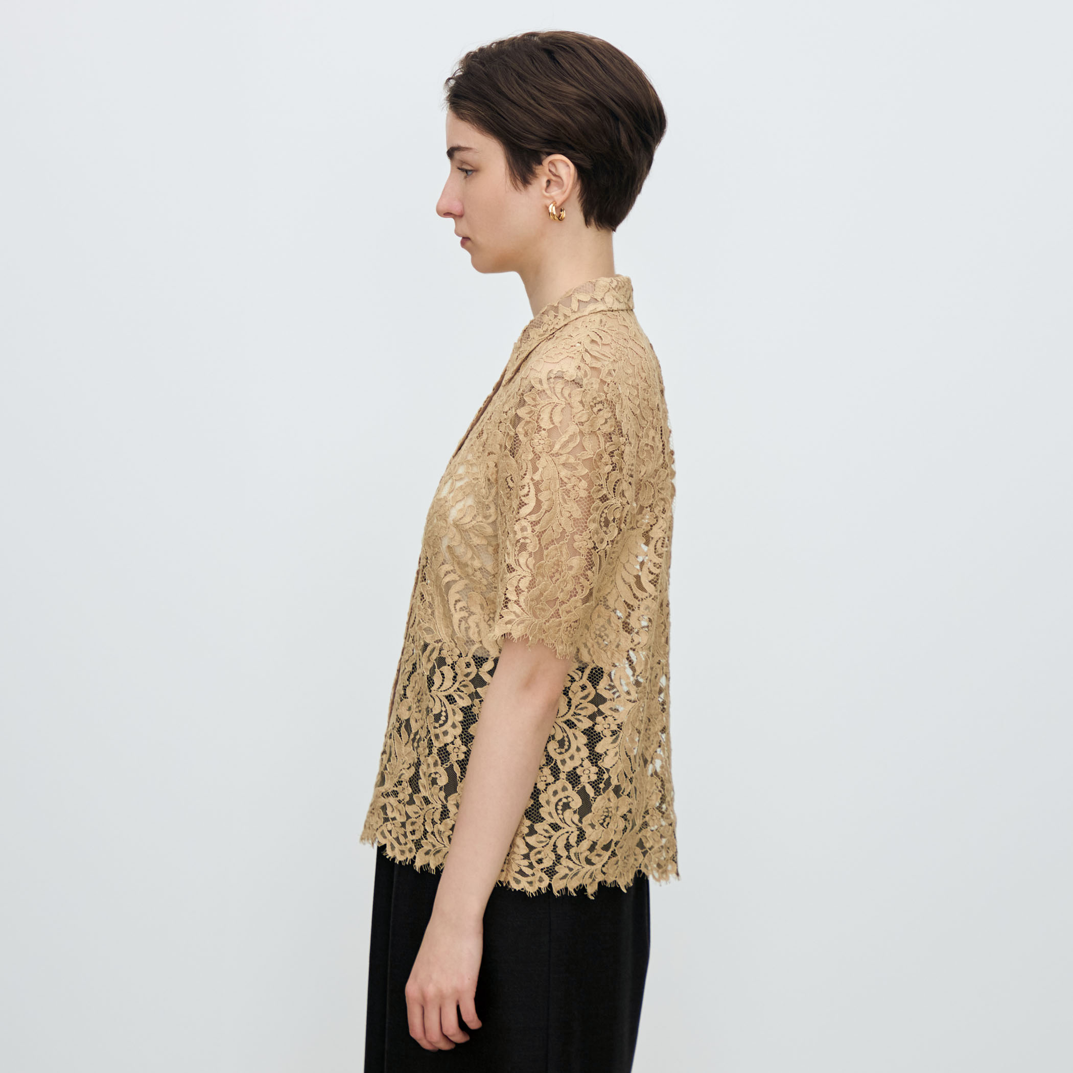 コードレース ハーフスリーブブラウス｜トゥモローランド 公式通販