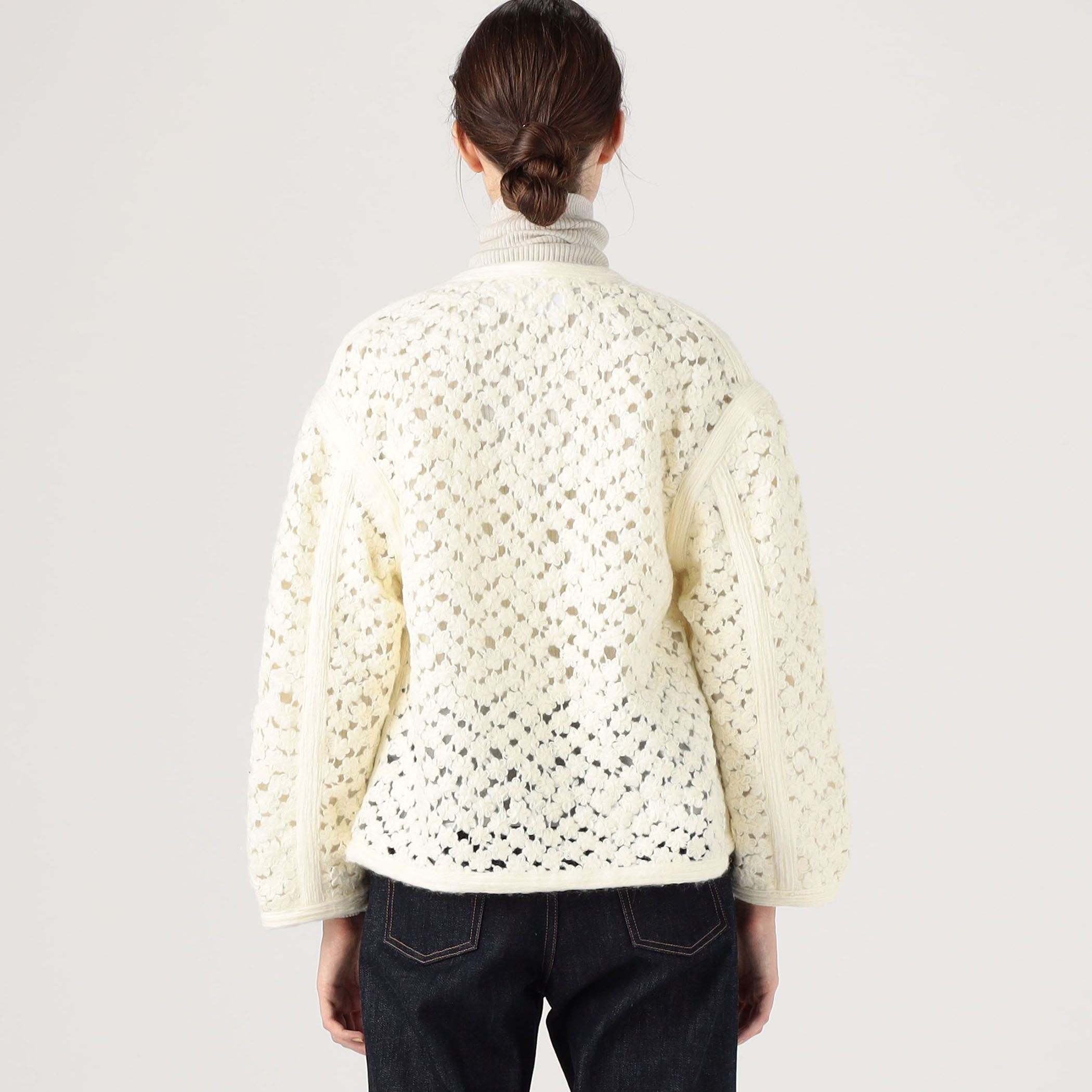 最終！トゥモローランド 美品 ウールエンブロイダリー クルーネックジャケット 白 ウールエンブロイダリー クルーネックジャケット | maison