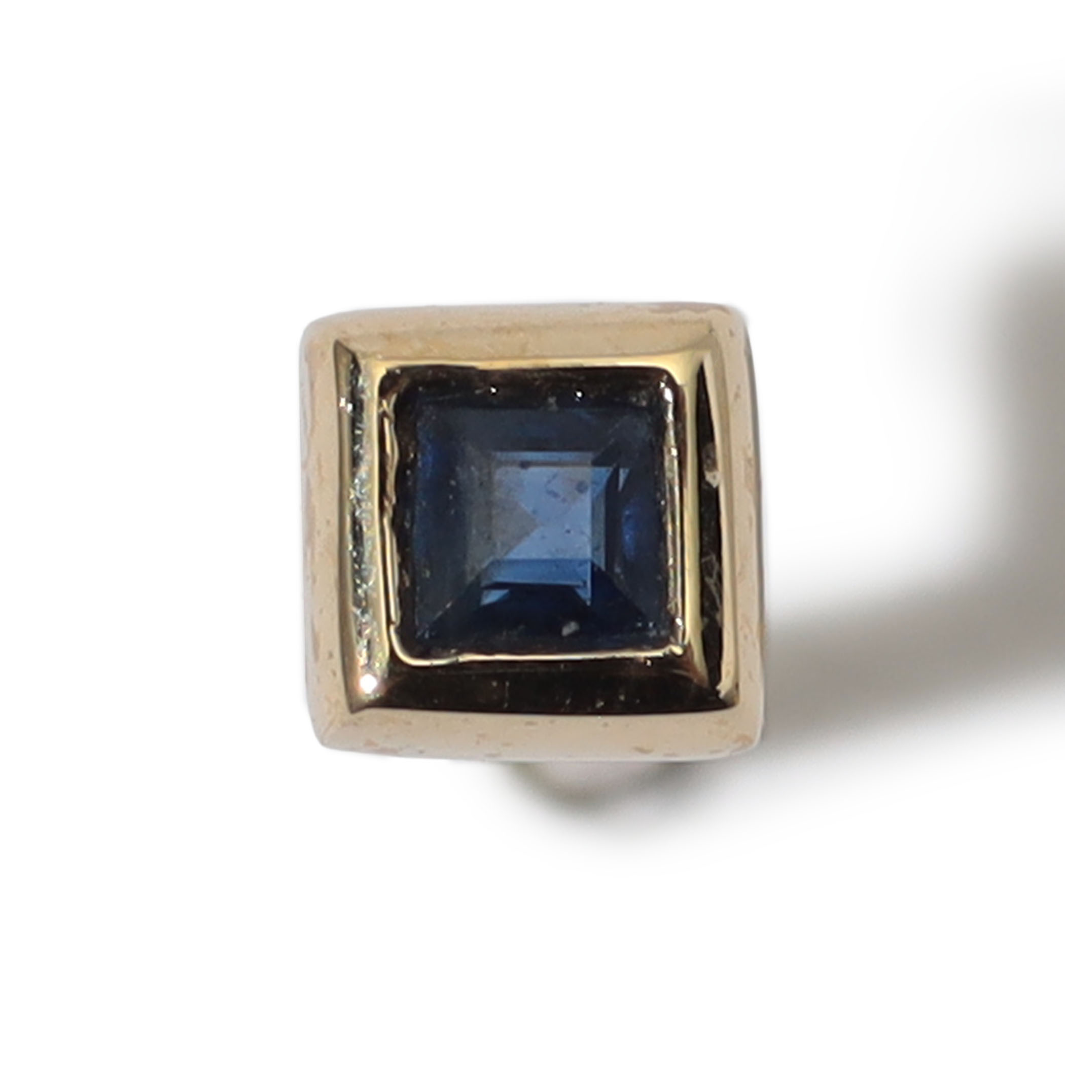 Metier Mini Bezel Set Princess Gemstone Studs 片耳ピアス