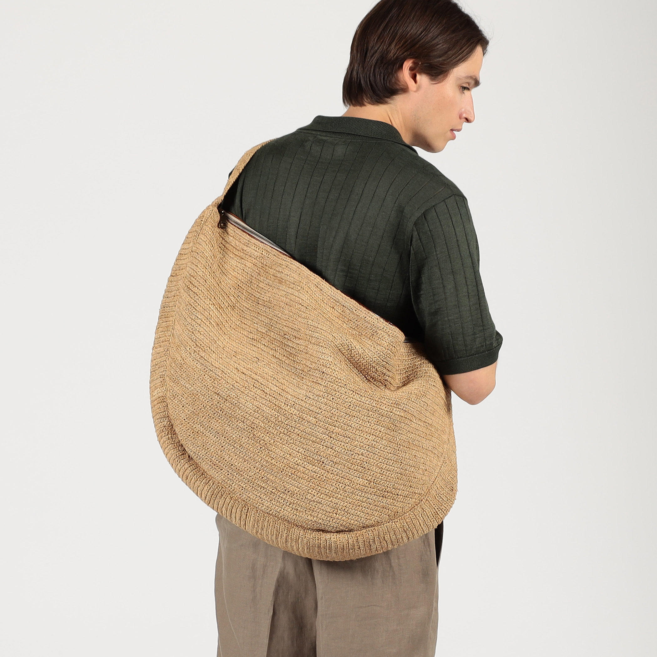 IBELIV TAMANA ラフィア クロワッサン ショルダーバッグ