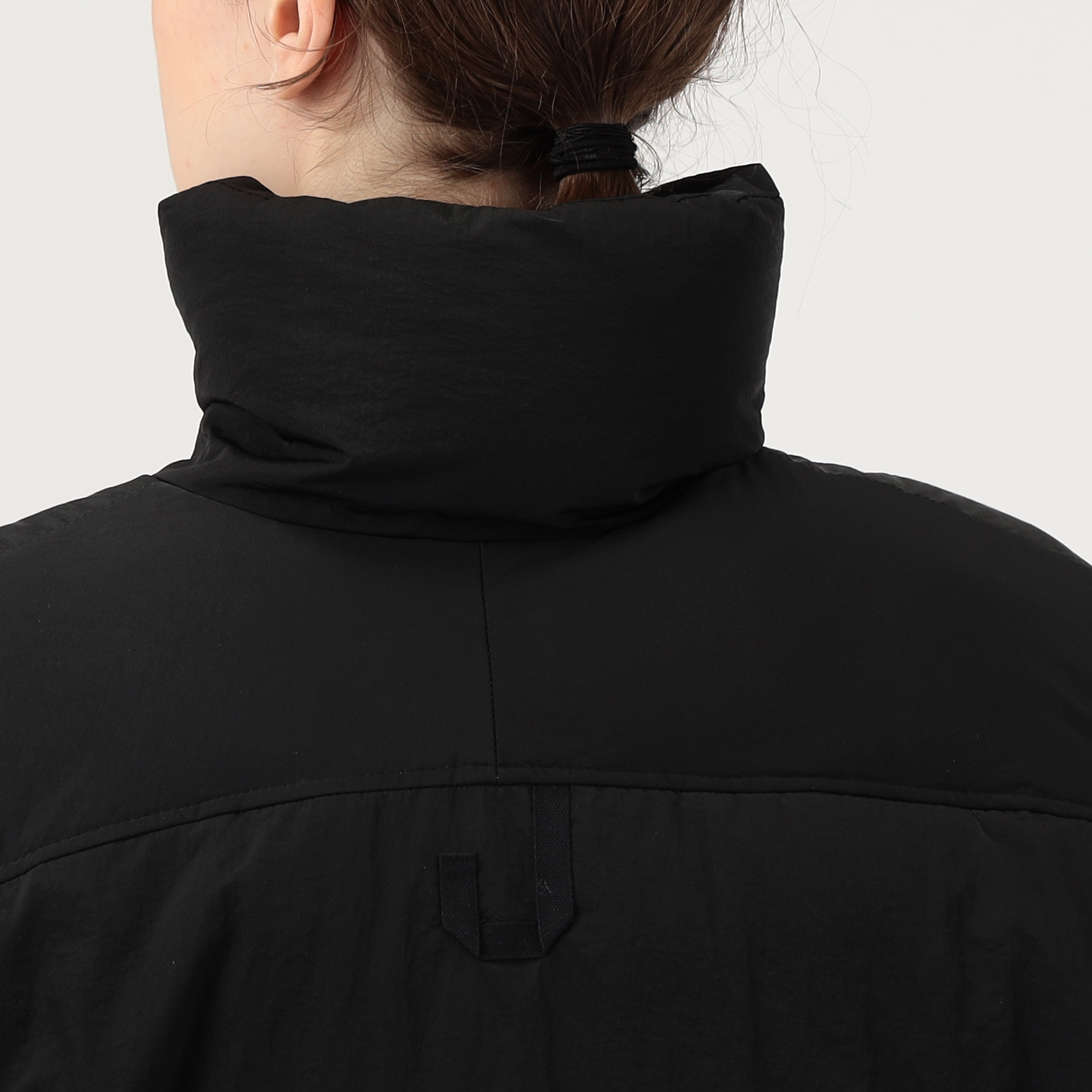 ジャックムス ブラック La doudoune courte カラコ ボンバー JACQUEMUS LA DOUDOUNE COURTE バデッドブルゾン