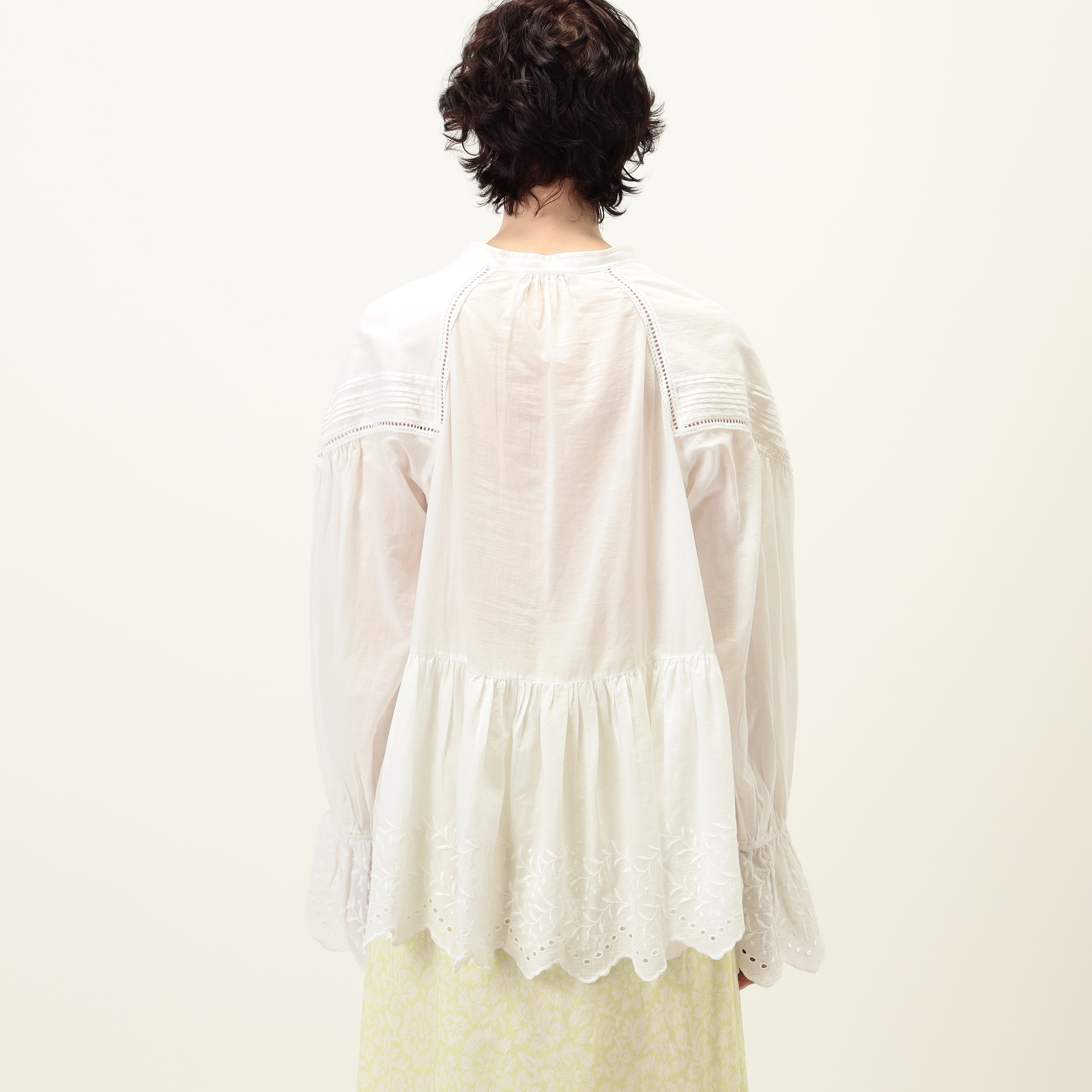 ne Quittez pas Cotton Voile Gather ブラウス｜トゥモローランド 公式