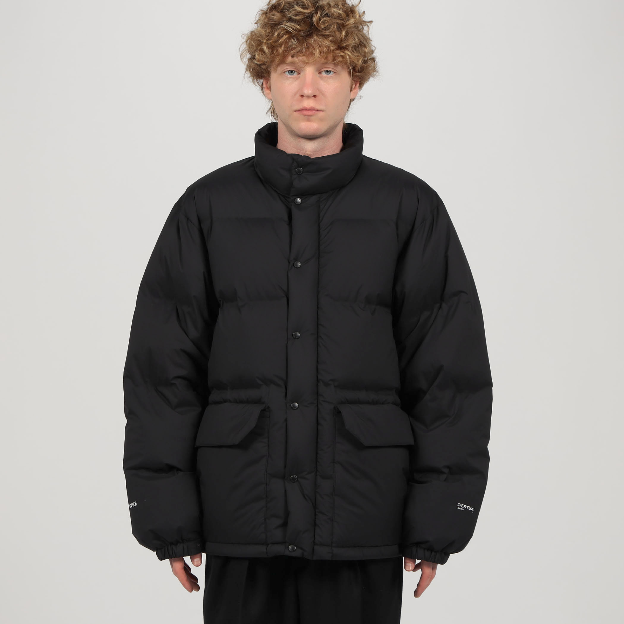 HYKE PERTEX DOWN JACKET｜トゥモローランド 公式通販