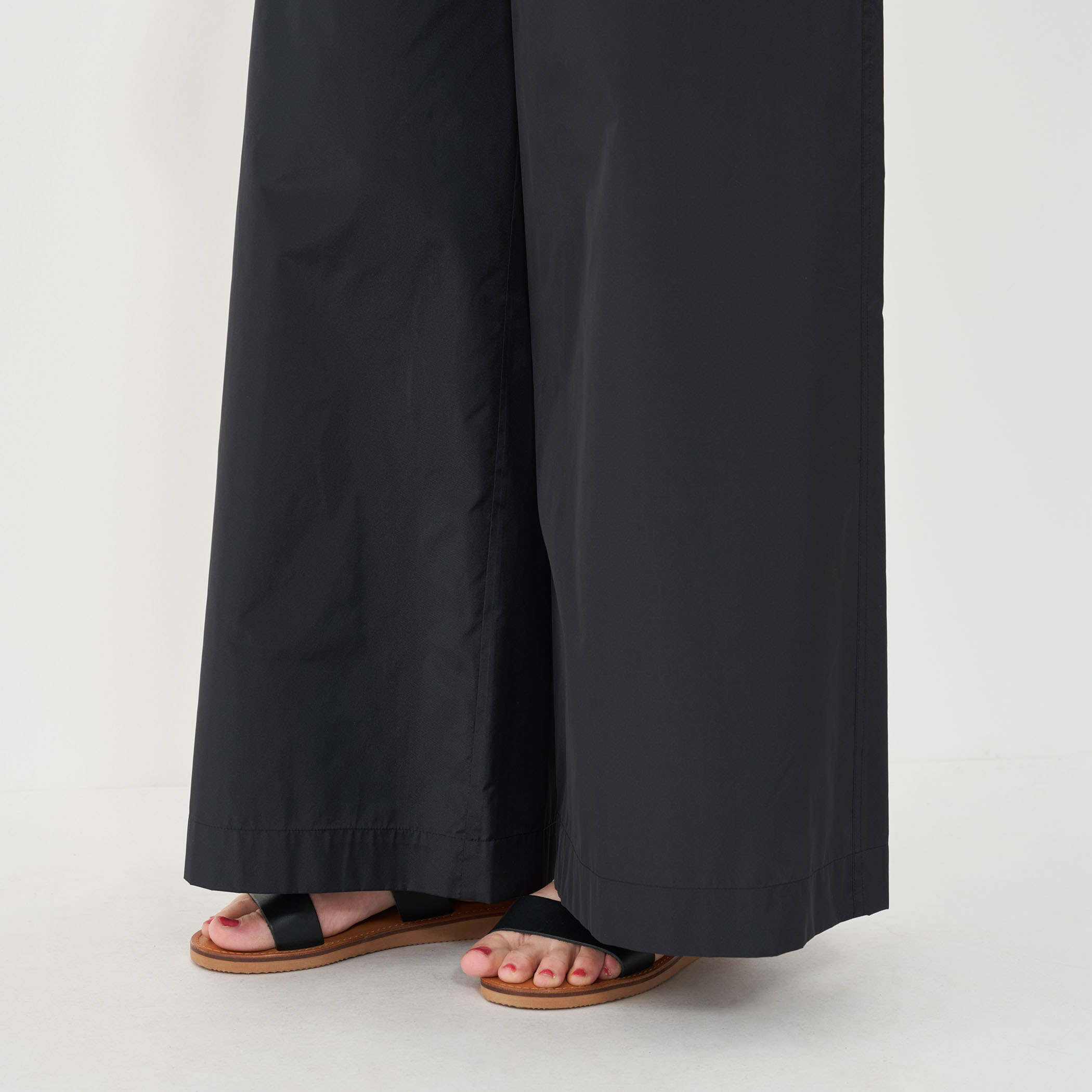 シルクタフタ イージーボリュームパンツ｜トゥモローランド 公式通販