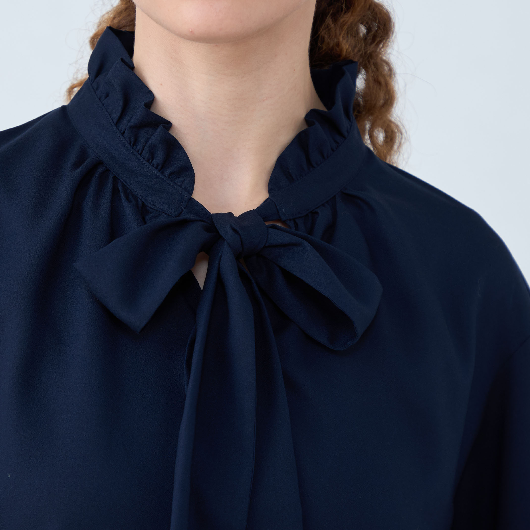 12closet ブラックリボンブラウス 12closet(トゥエルブクローゼット)の【洗える】前後2WAYリボンデニム