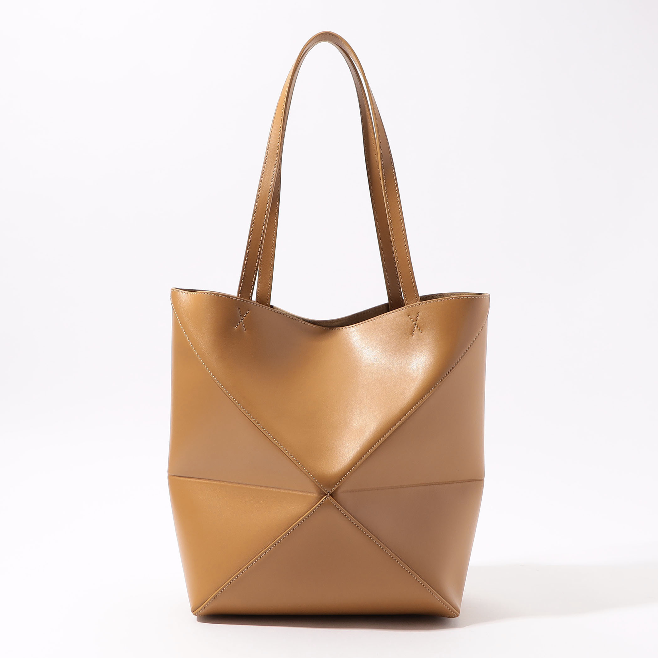 LOEWE バーティカル ベルト トートバッグ【定価:25万】 - メルカリ