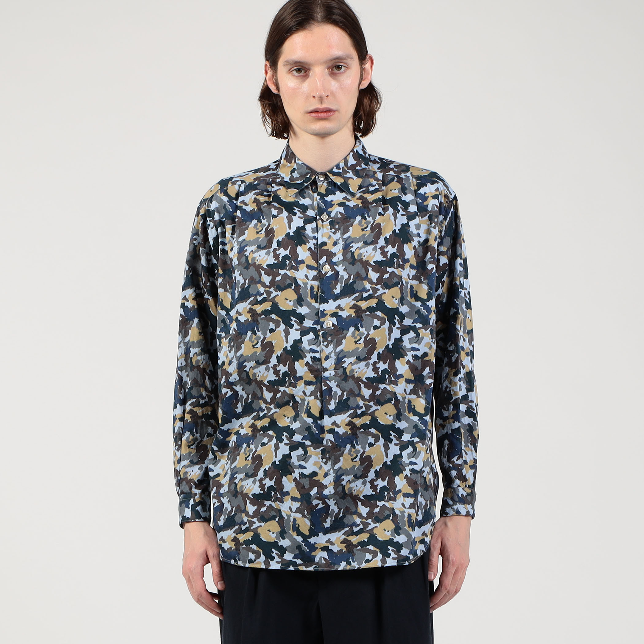 □コットンシルク カモフラージュプリント プルオーバーシャツ