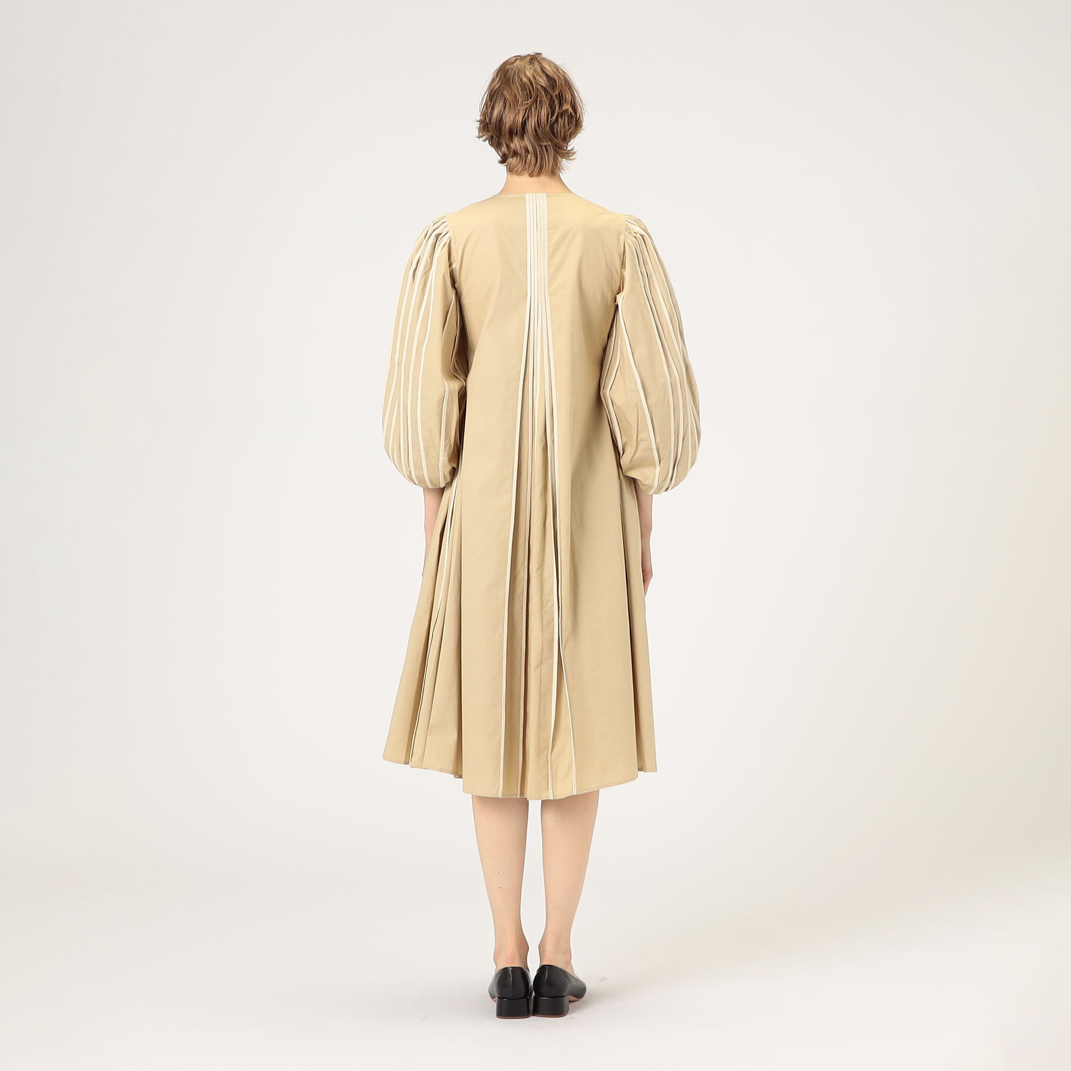 BODICE STUDIO V neck midi Vネックドレス｜トゥモローランド 公式通販