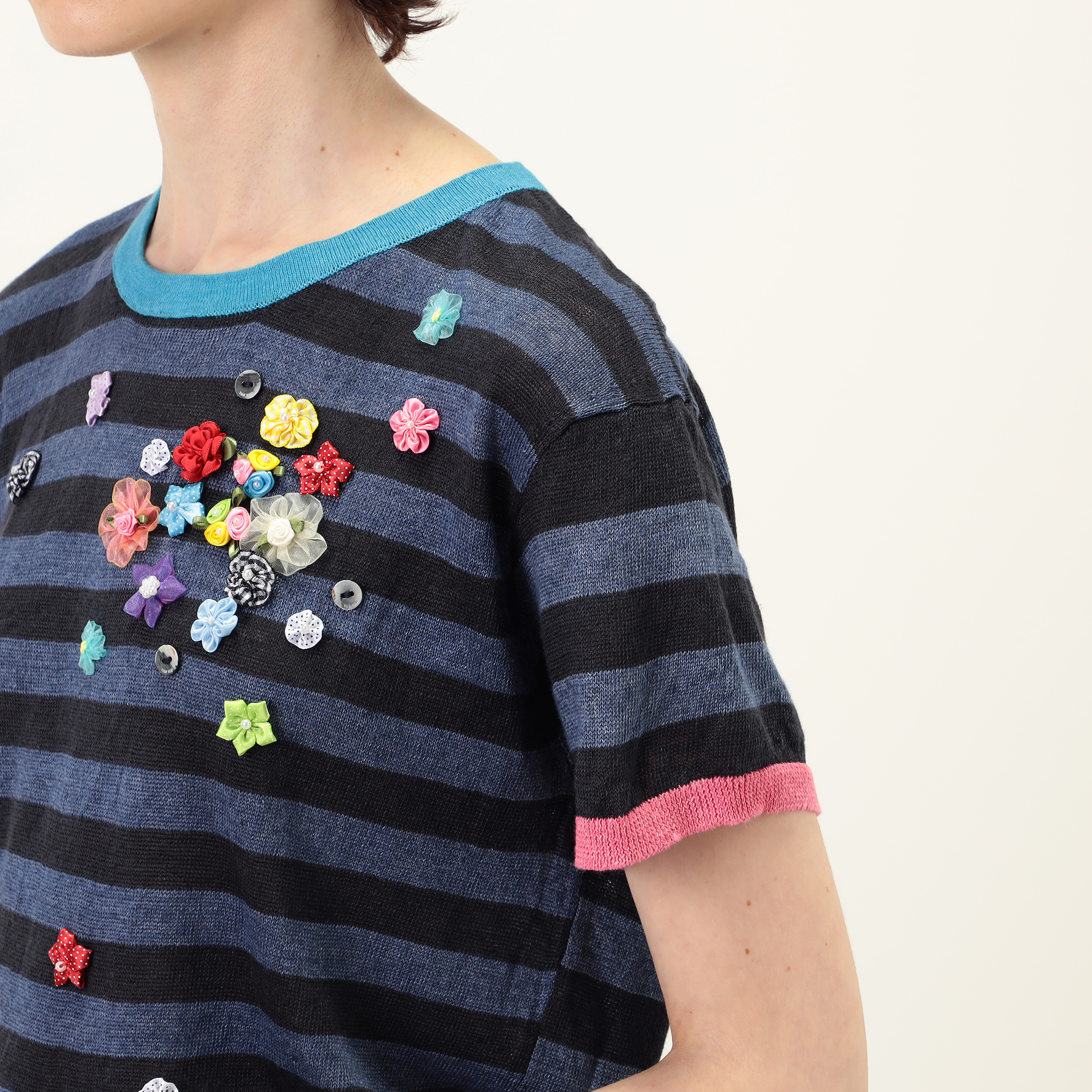 別注】YANYAN Fireworks T エンブロイダリーTシャツ｜トゥモローランド