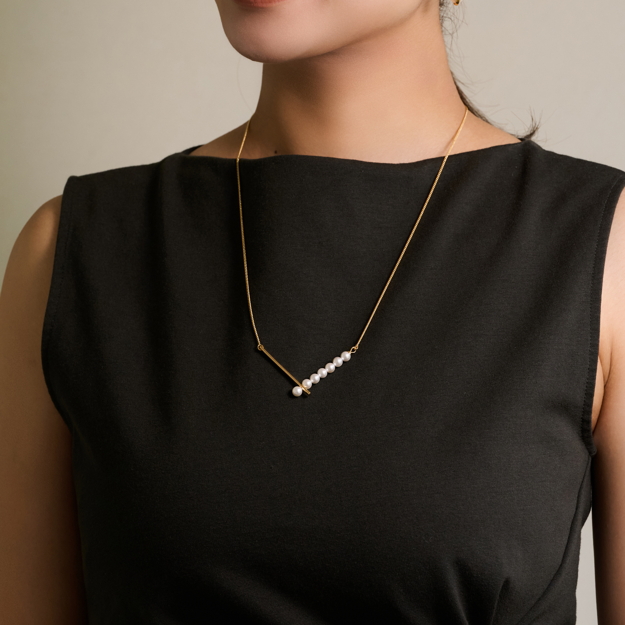 別注】januka NEW V パールネックレス｜トゥモローランド 公式サイト
