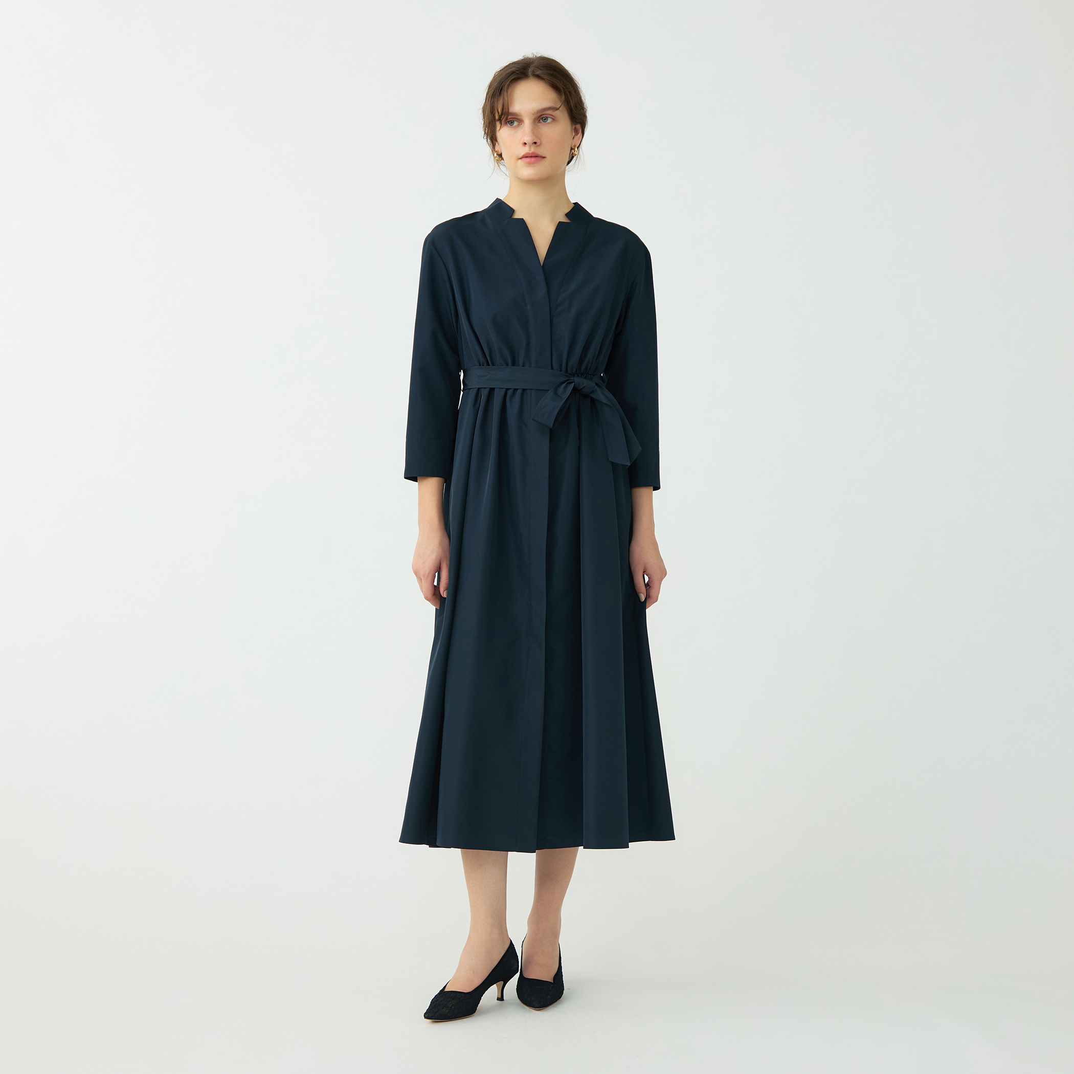 美品 トゥモローランド ボールジィ スタンドカラーシャツワンピース 洗える 総柄 ソフトストライプ スタンドカラーシャツワンピース｜トゥモローランド