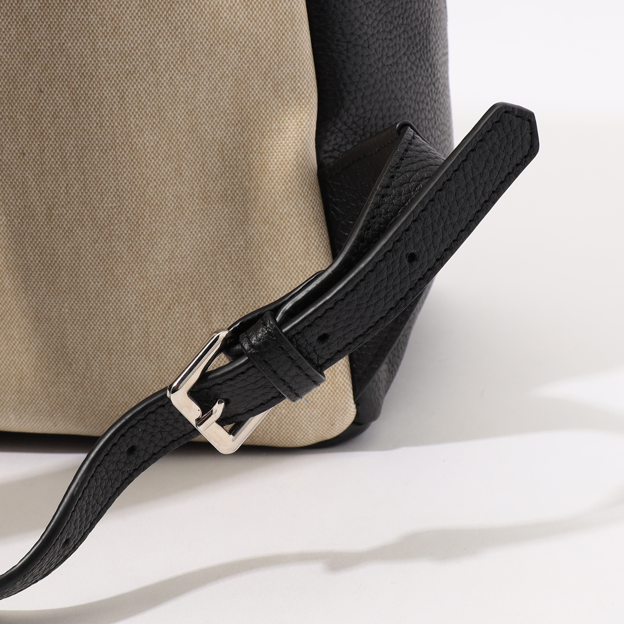 TOMORROWLAND キャンバスレザーコンビ バックパック｜トゥモローランド