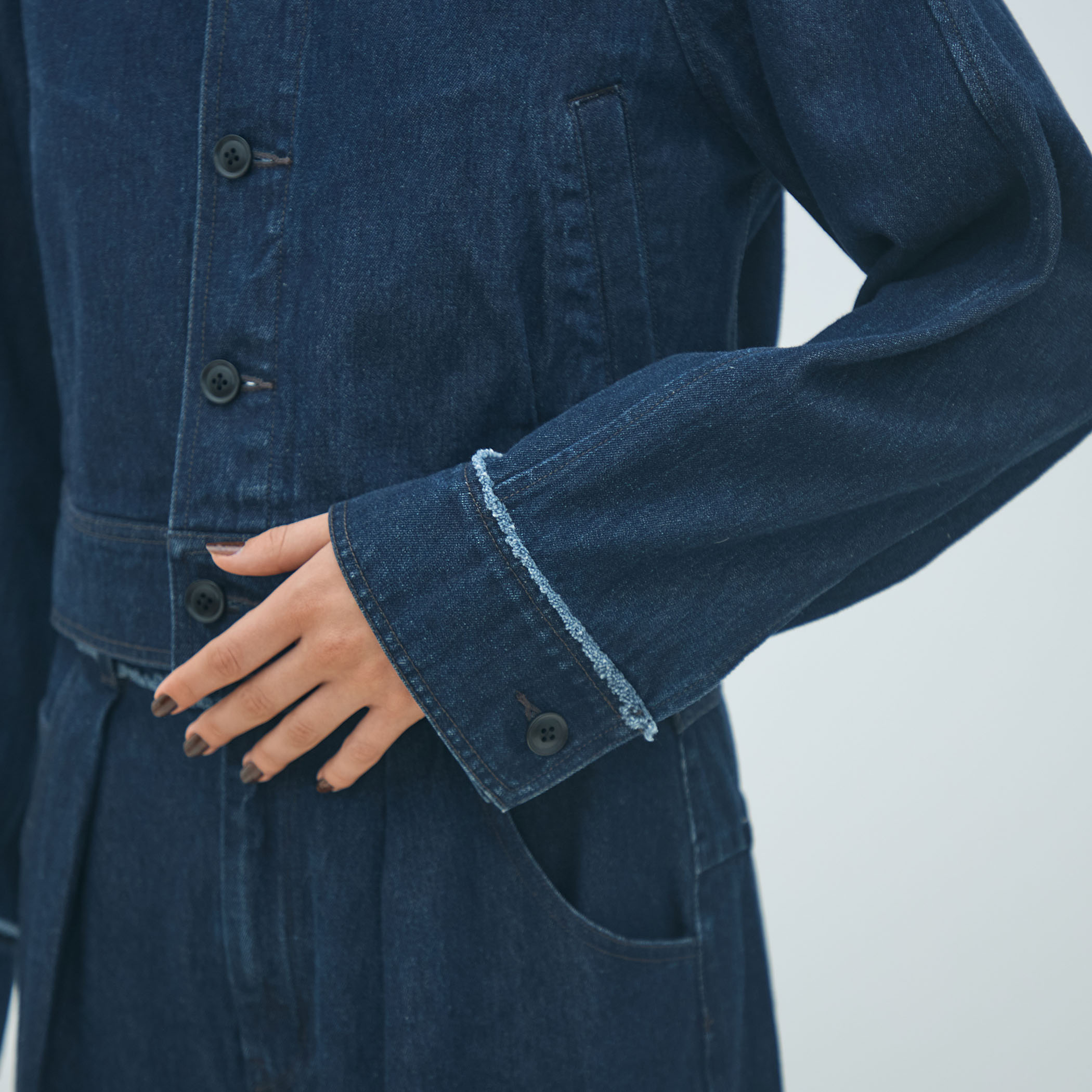 ハードツイストデニム ショートジャケット｜トゥモローランド 公式通販