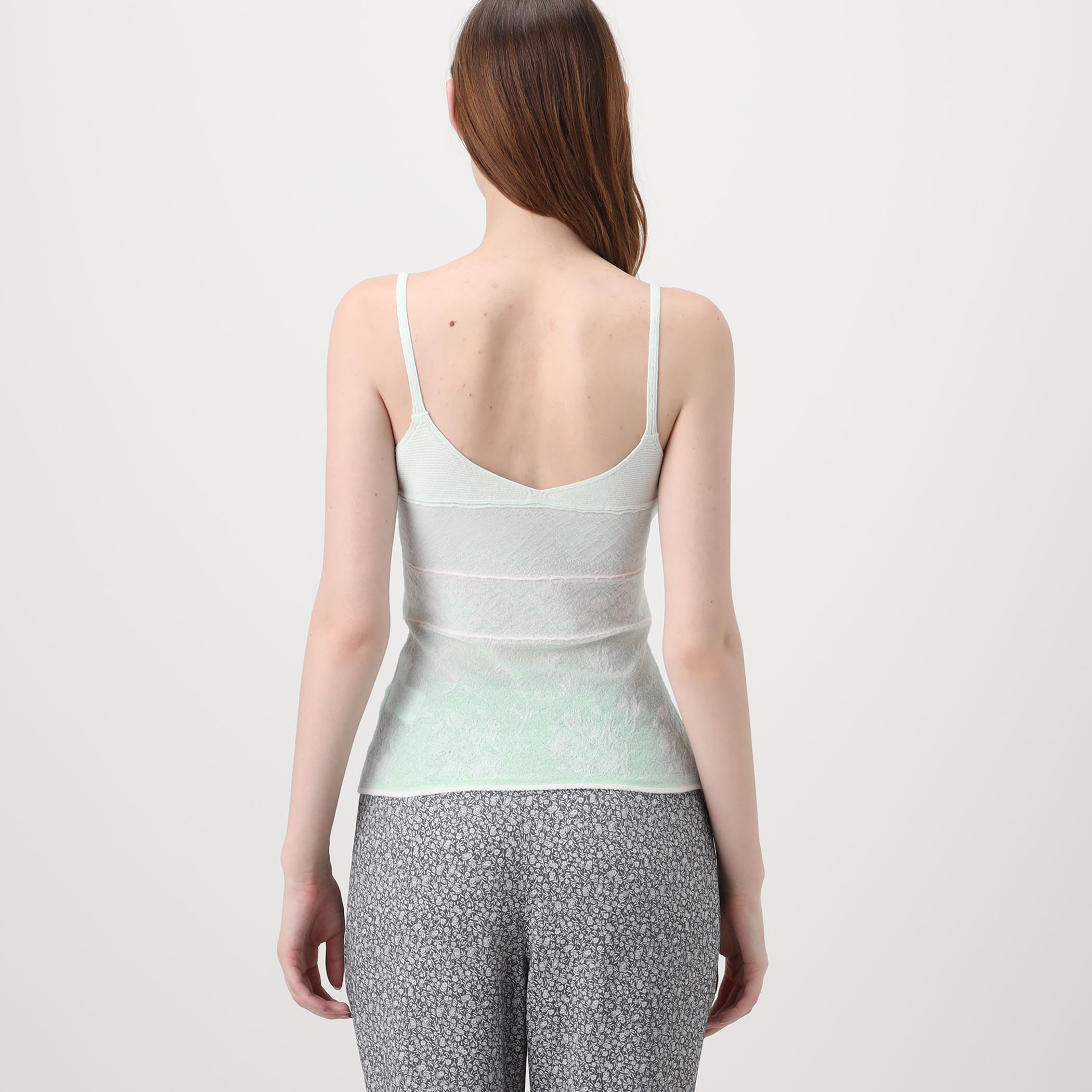 フローラルジャカードニットキャミソール グレー　mame kurogouchi Mame Kurogouchi(マメ クロゴウチ)】 Floral Jacquard Knit Camisole