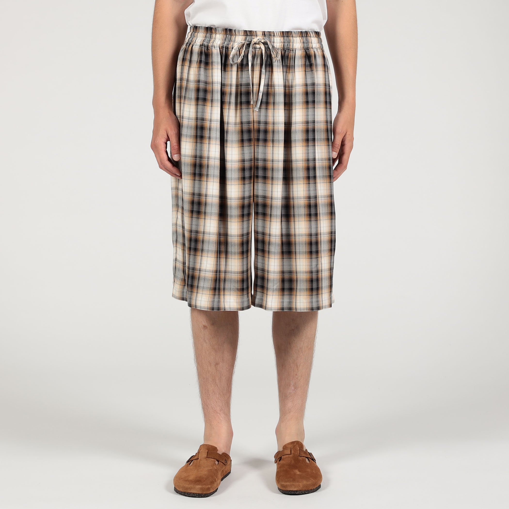 Acne Studios チェックショートパンツ｜トゥモローランド 公式通販